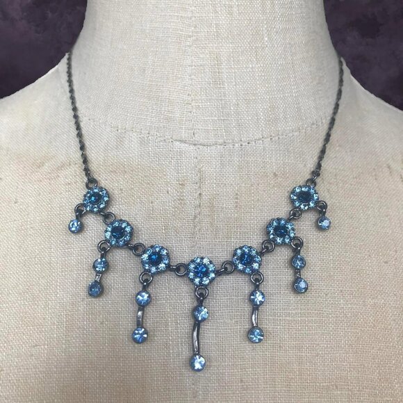 90s Blue Floral Dangly Necklace - Picture 3 of 6